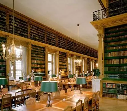 06bibliothequemazarine001.jpg